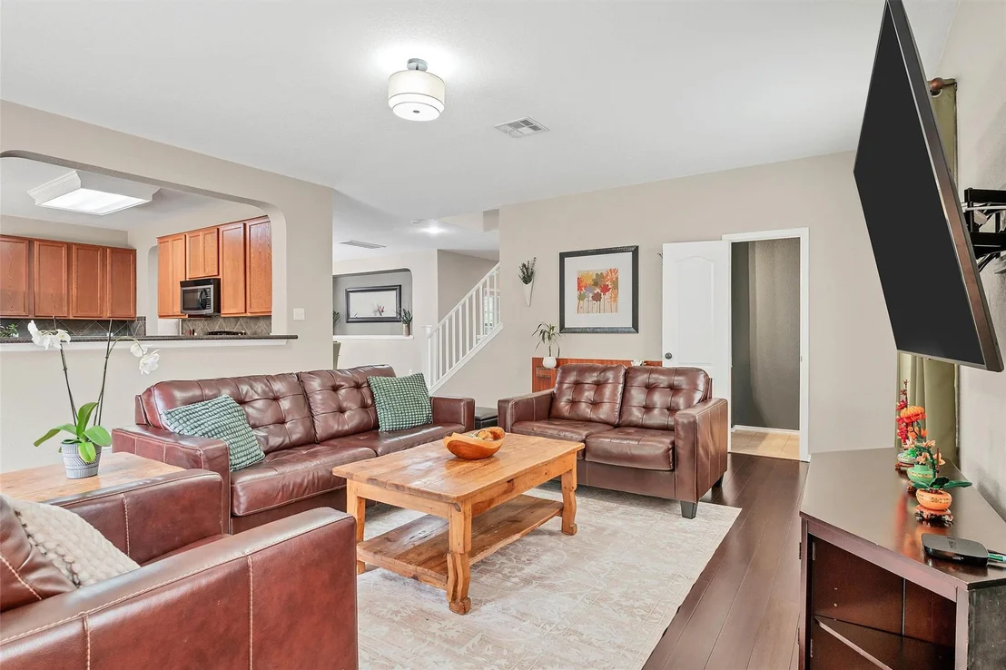 Photo of 515 Paseo Grand DR