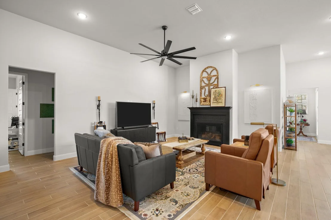Photo of 147 Epoch DR