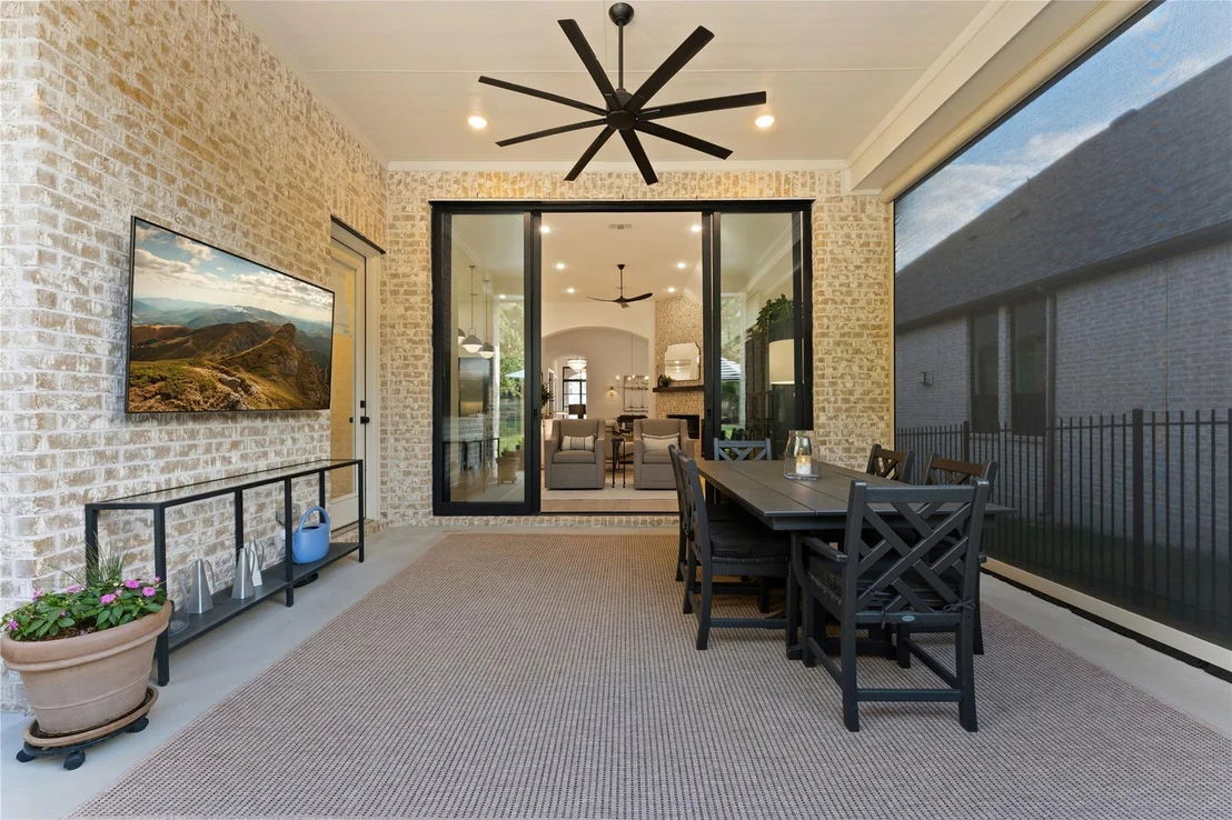 Photo of 838 Pear Tree LN