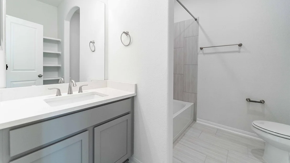 Photo of 294 Rubber Tree WAY
