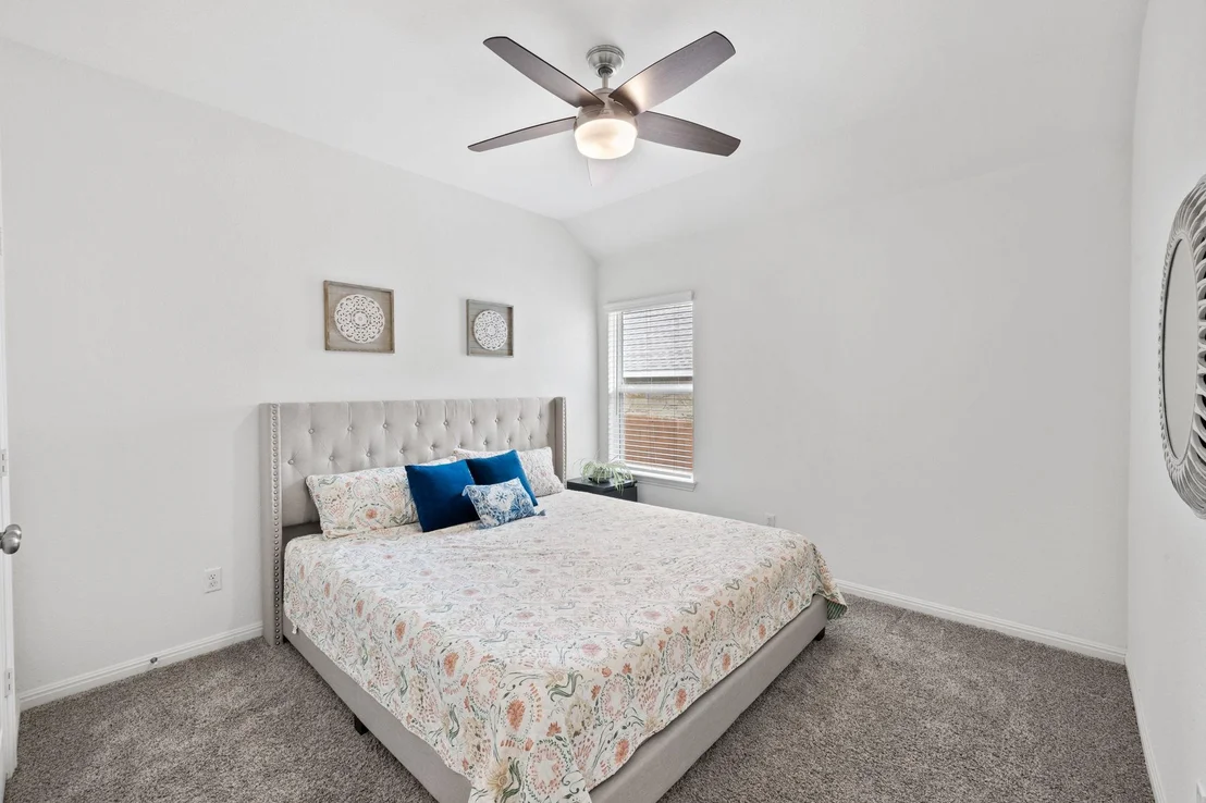 Photo of 211 Prato PL