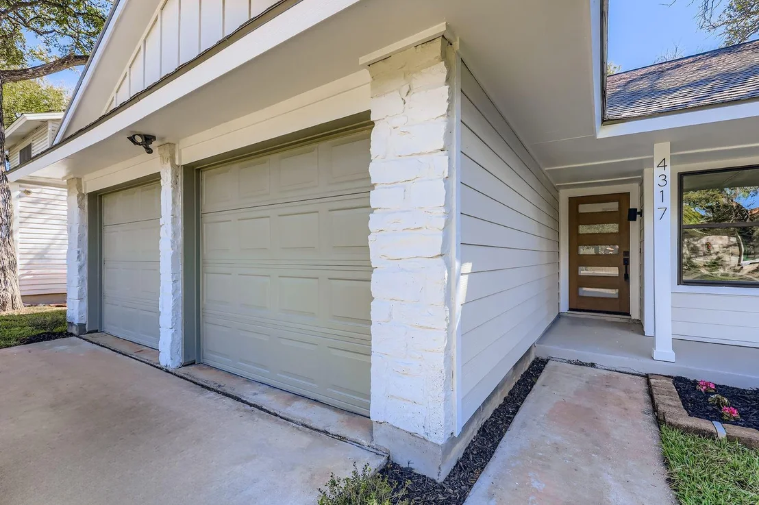 Photo of 4317 Ganymede DR