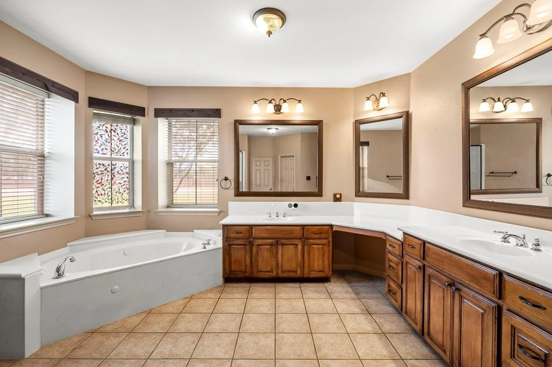Photo of 101 Landons WAY