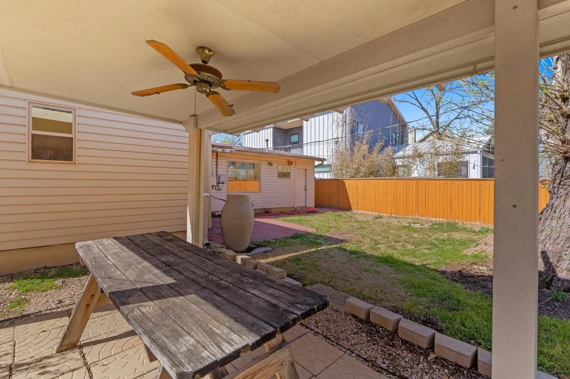 Photo of 5511 Duval ST