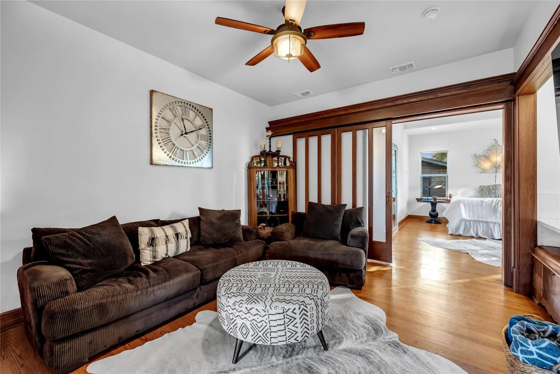 Photo of 618 Avenue E