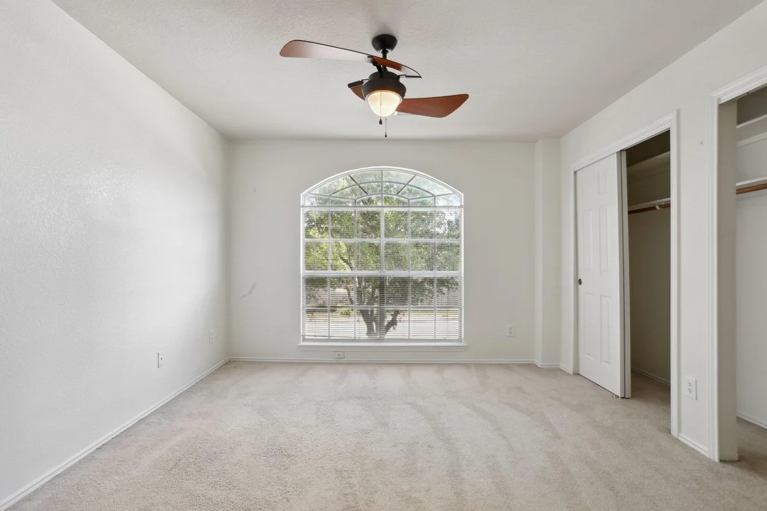 Photo of 2912 Sydney DR