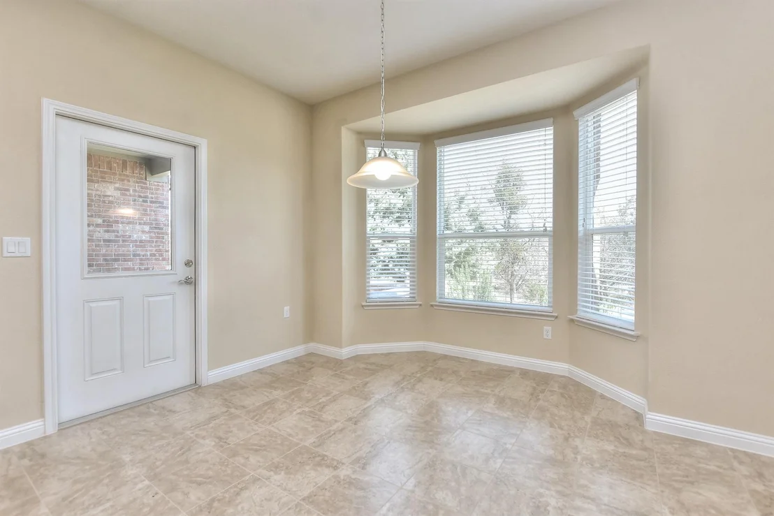 Photo of 107 Davis Mountain CIR