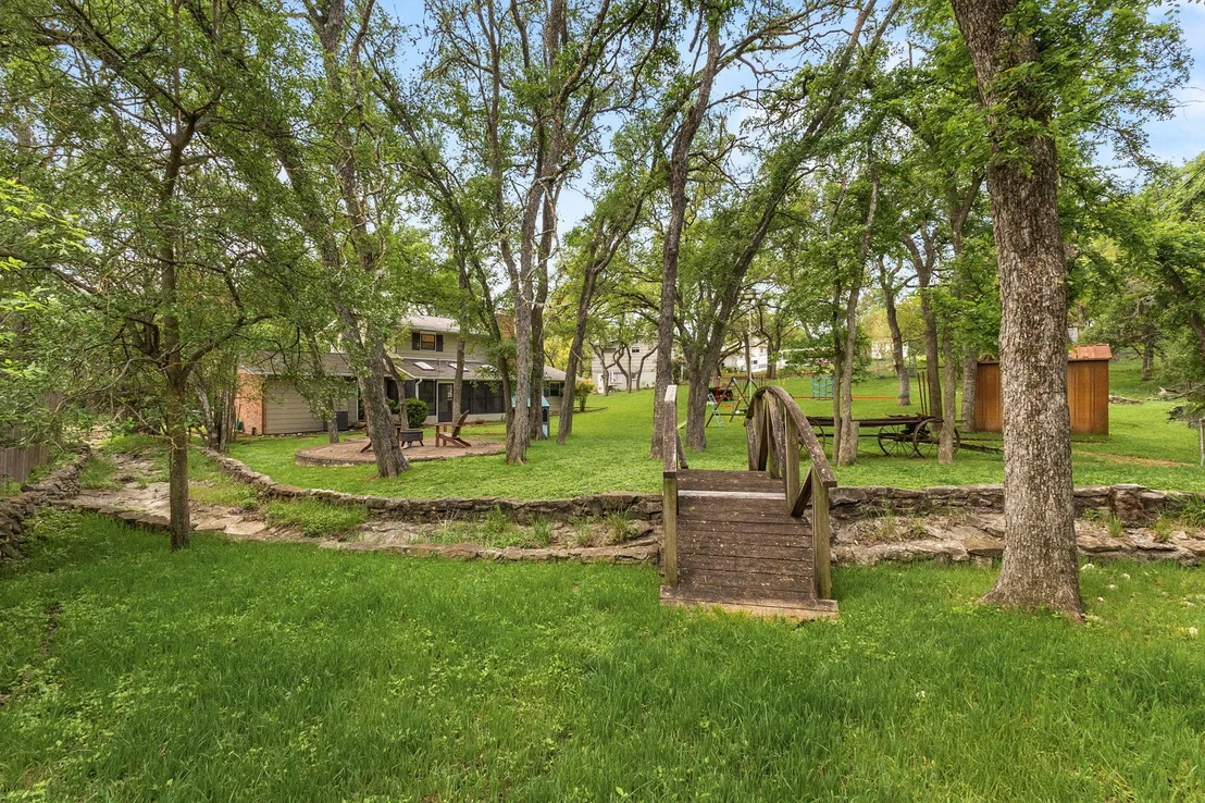 Photo of 112 Ridgeway DR