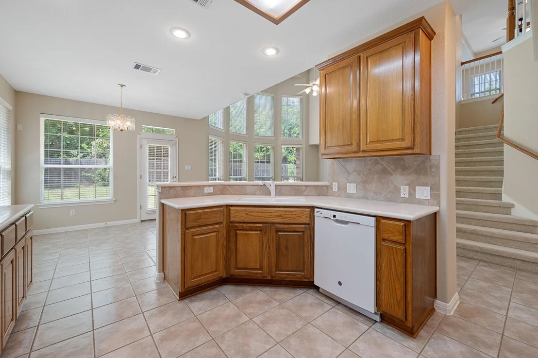 Photo of 10233 Chestnut Ridge RD