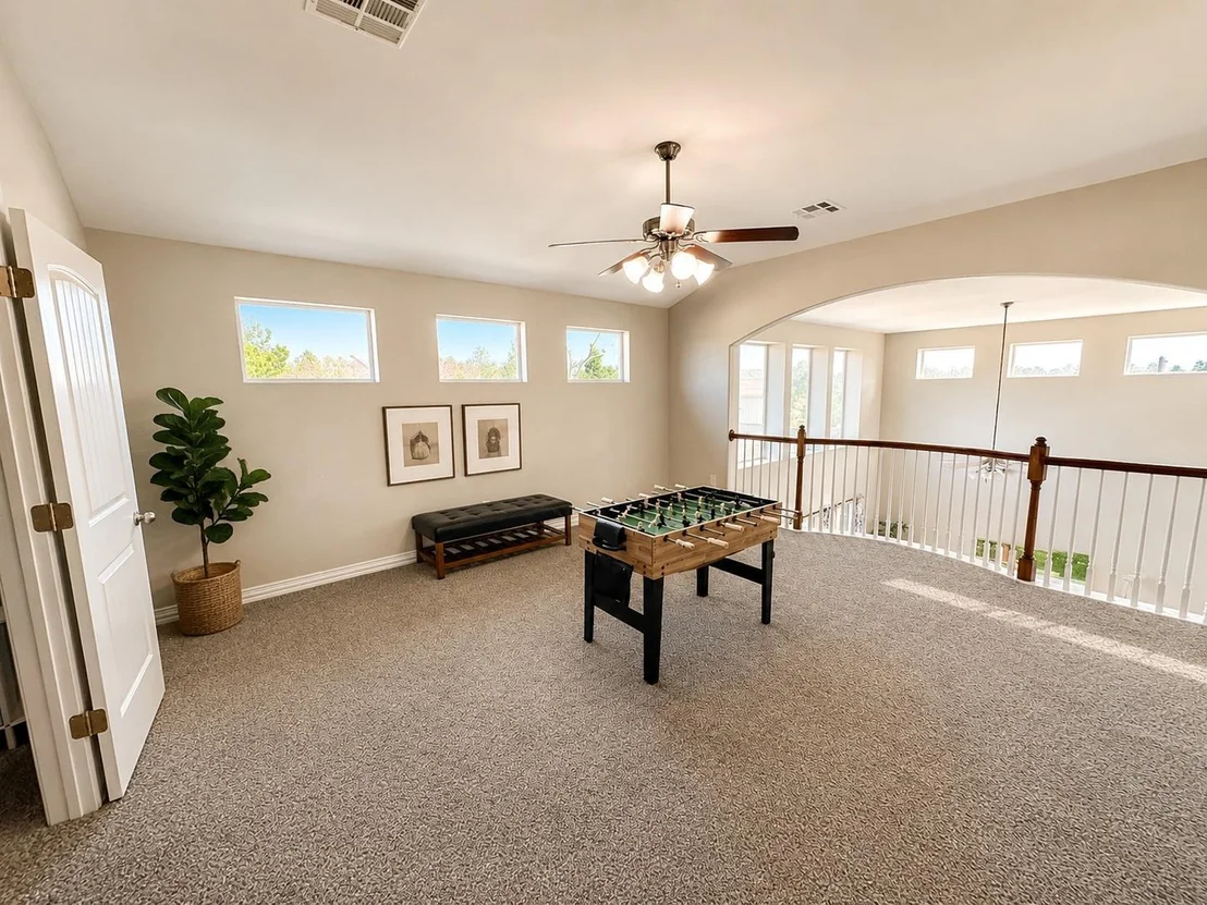 Photo of 237 Cardinal DR