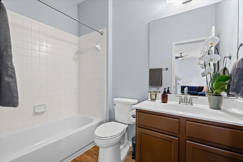 Photo of 501 Sampson