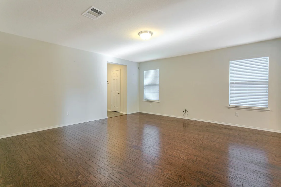 Photo of 1064 Lonesome Oak DR