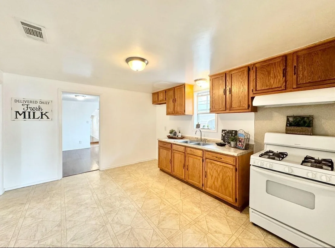 Photo of 309 Williams ST