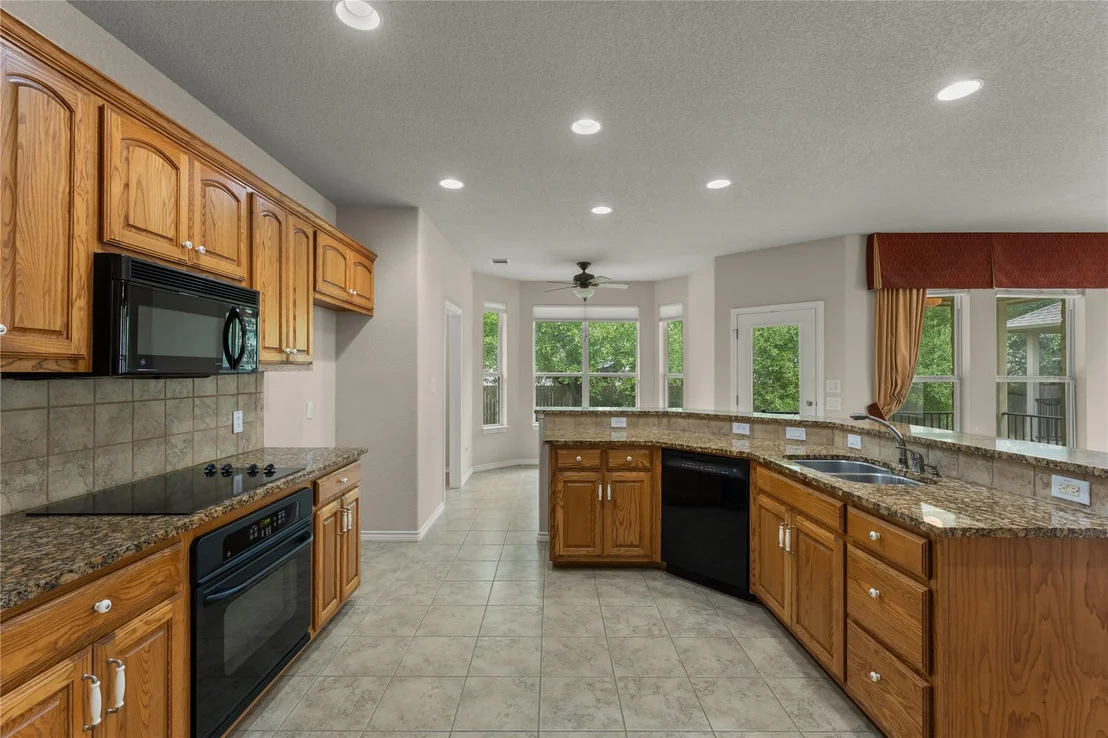 Photo of 302 Brazos DR
