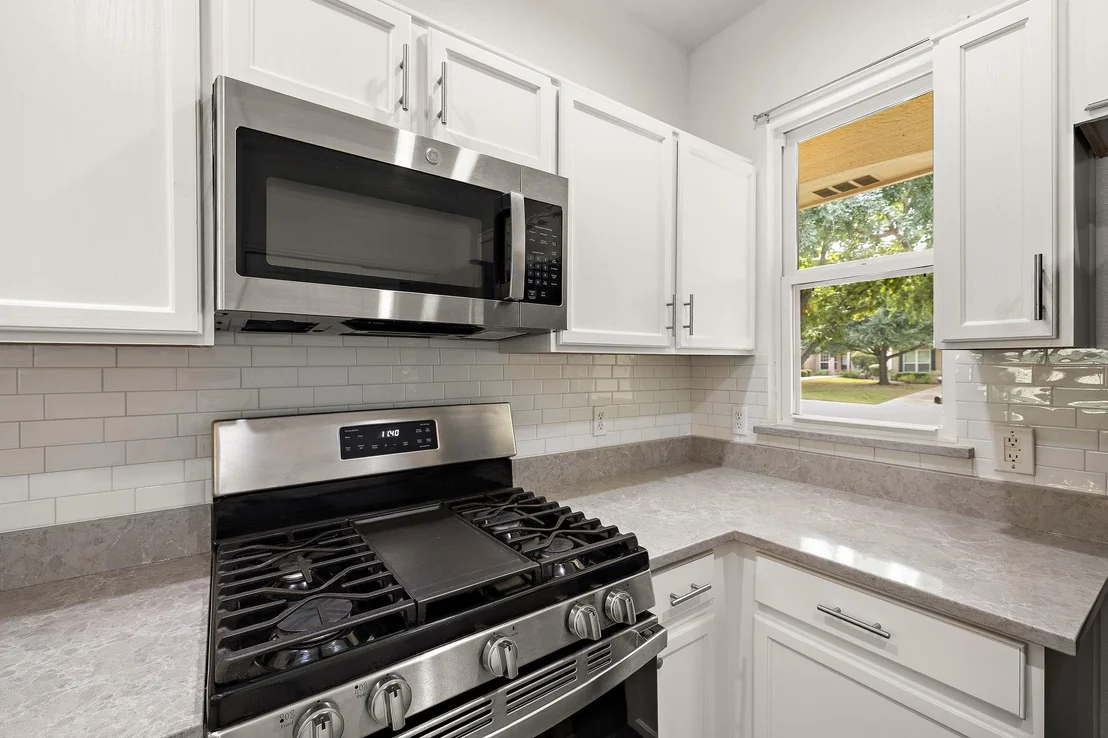 Photo of 210 Crockett LOOP