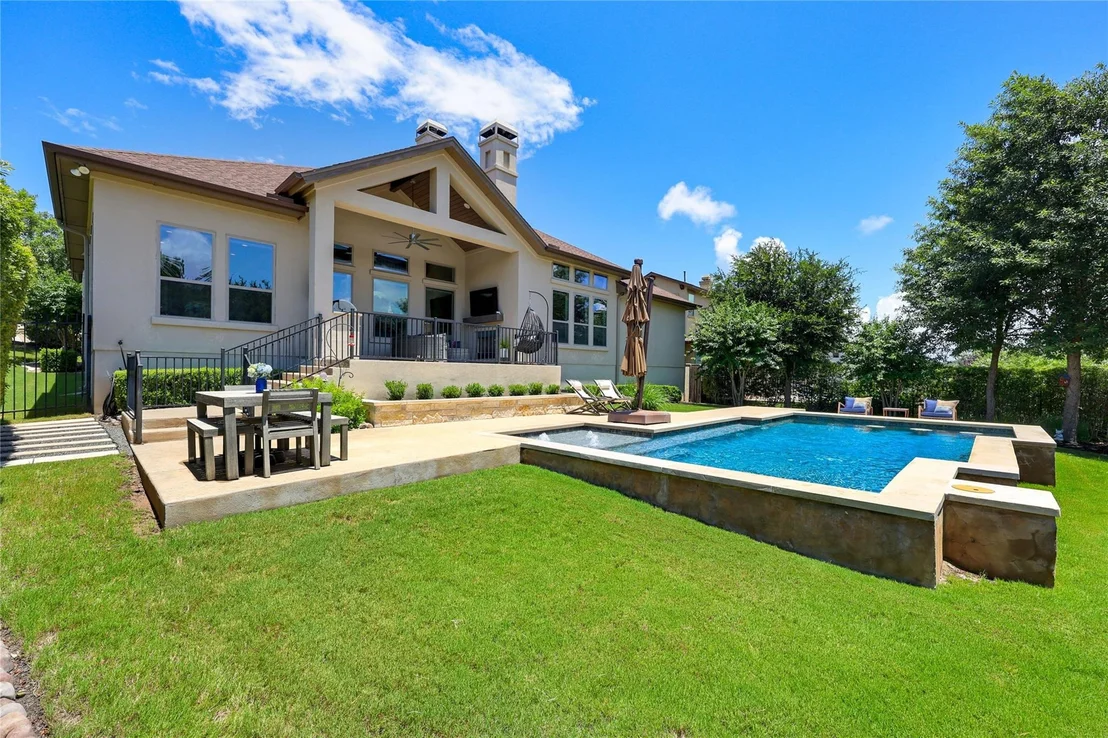 Photo of 802 Crestone Stream DR