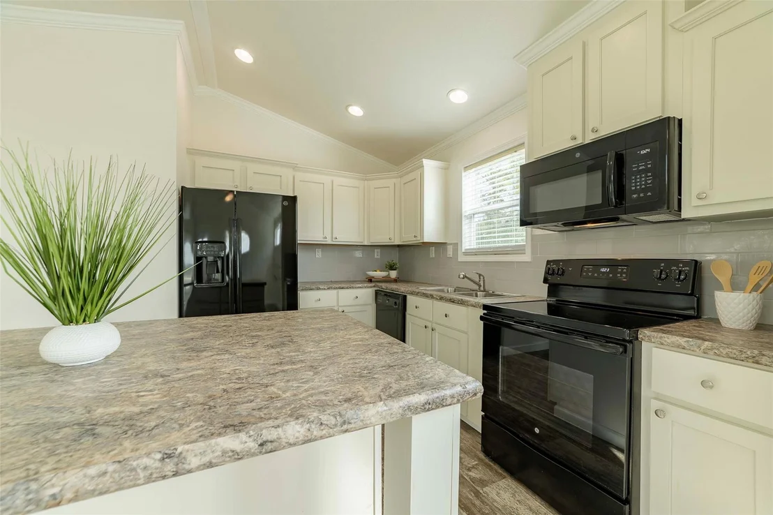 Photo of 3810 COUNTY ROAD 410