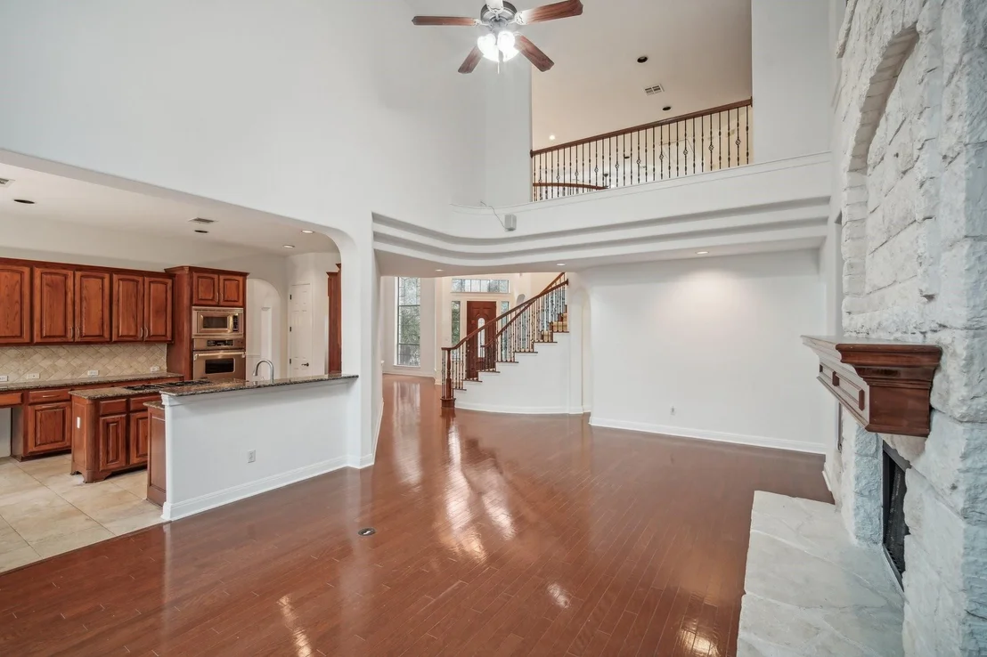 Photo of 9811 Tree Bend CV