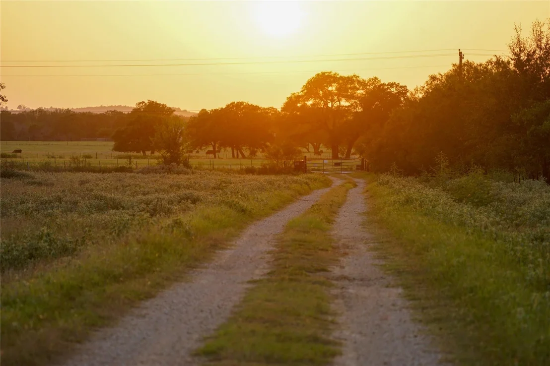 Photo of 4504 State Highway 304