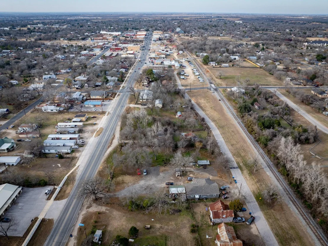 Photo of 418 S Avenue D Ave