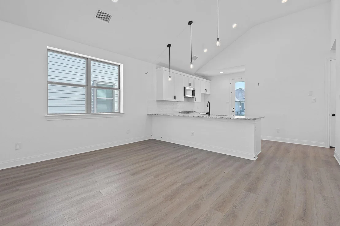 Photo of 321 Orleanian DR