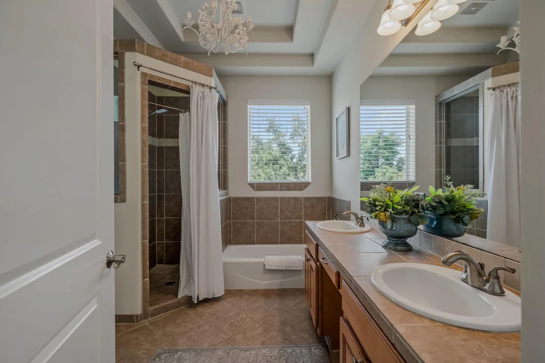 Photo of 10211 Middle Darleen