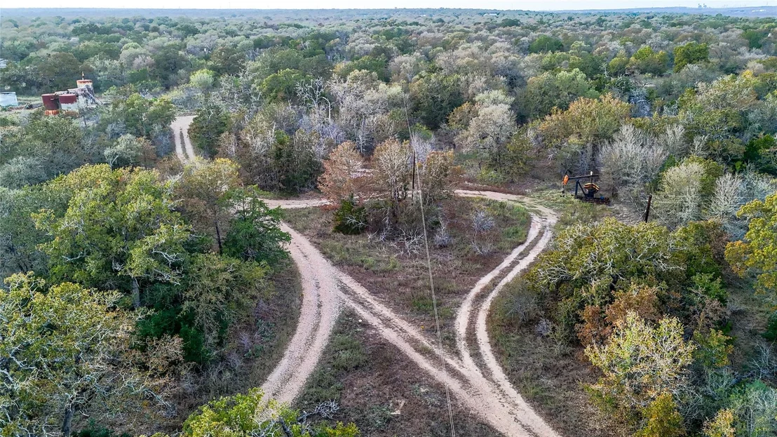 Photo of 137 Shady Oaks LOOP