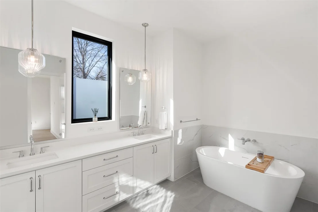 Photo of 1101 Emerald Forest CV