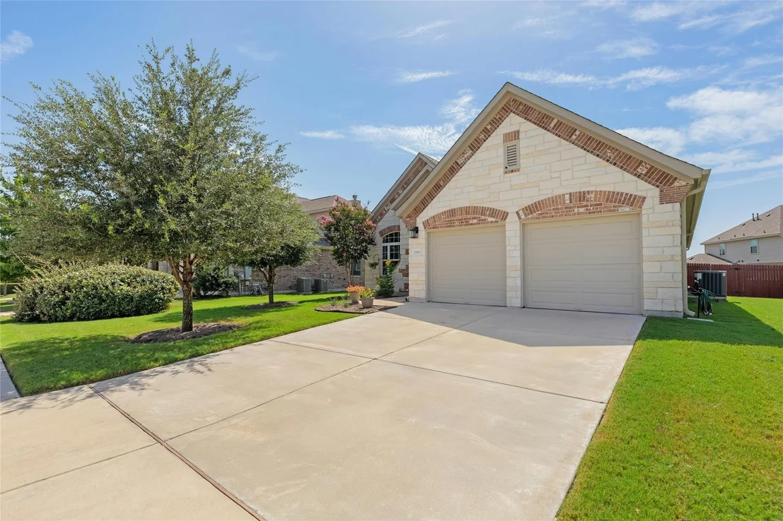 Photo of 21412 Merveil DR