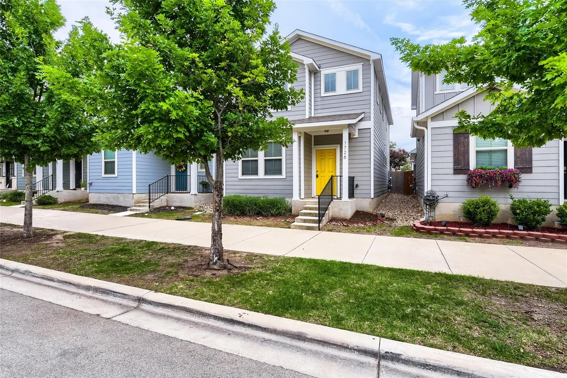 Photo of 1728 Artesian Springs XING