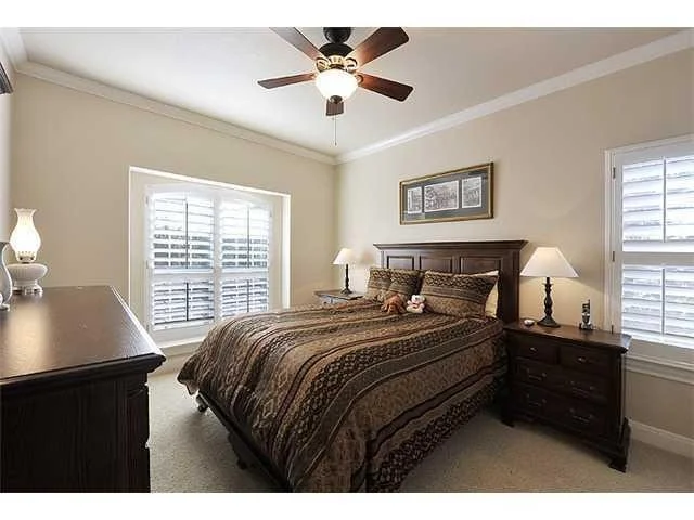 Photo of 644 Newport DR