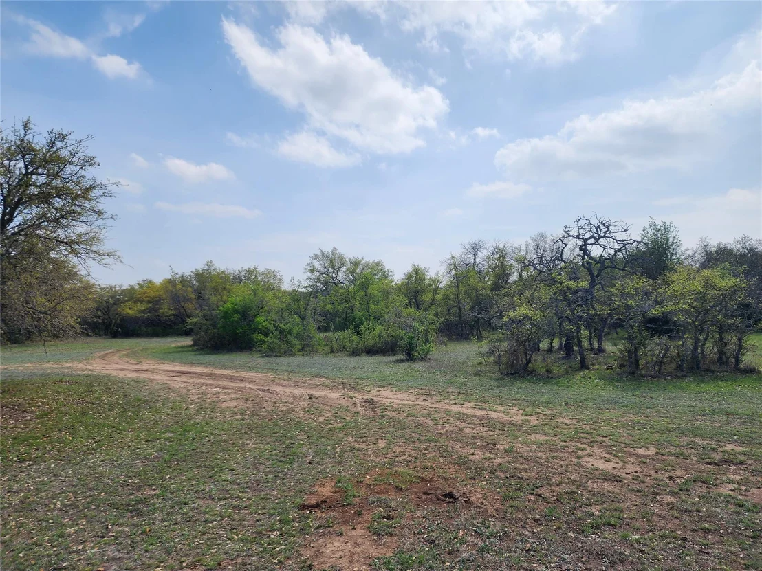 Photo of 212 Oak Glen LN