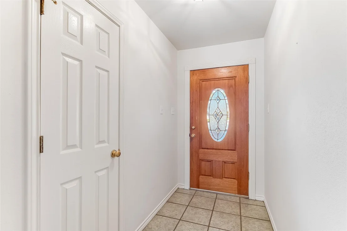 Photo of 309 Delaware Springs BLVD
