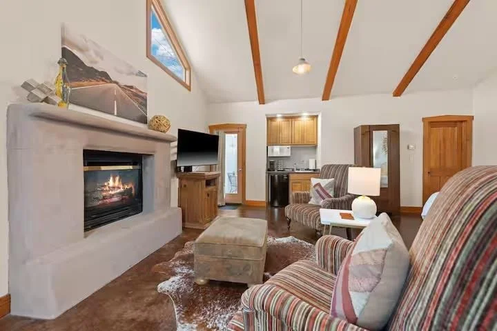 Photo of 406 Cross Mountain DR