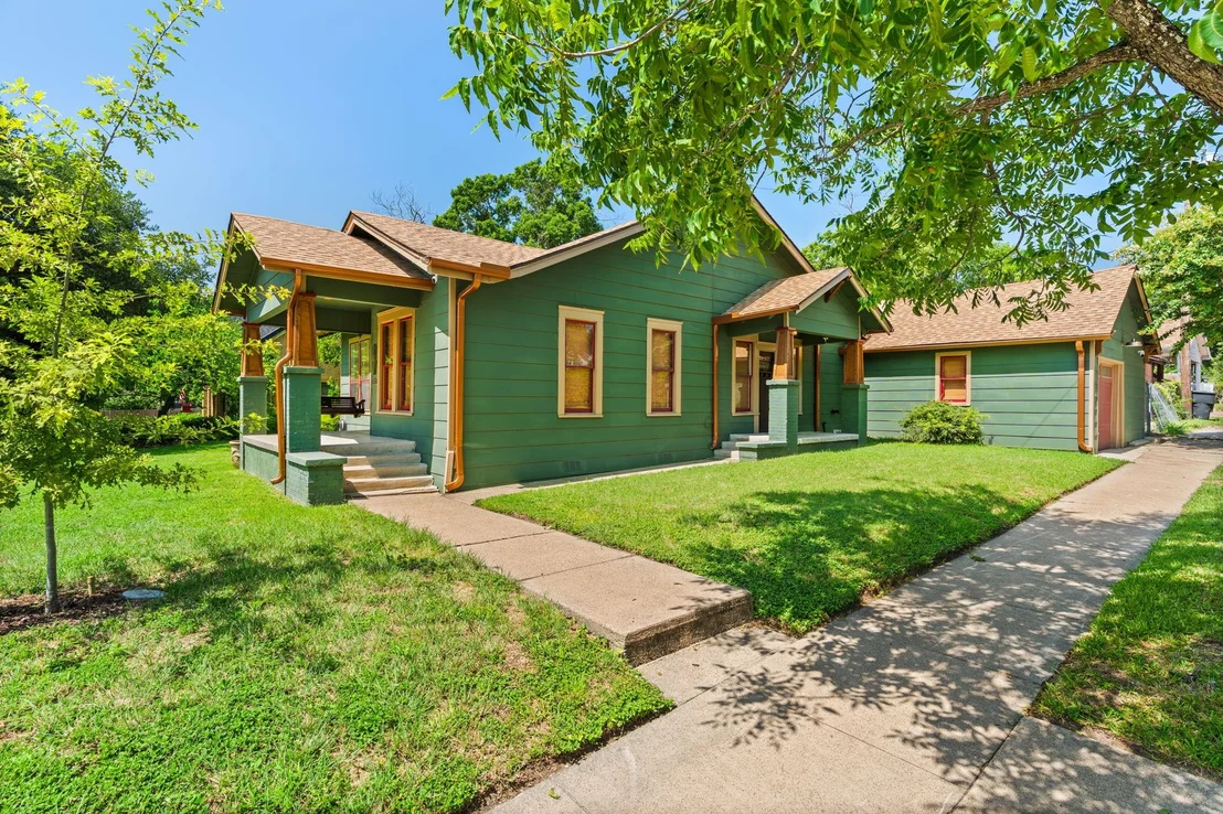 Photo of 1120 N 1st ST