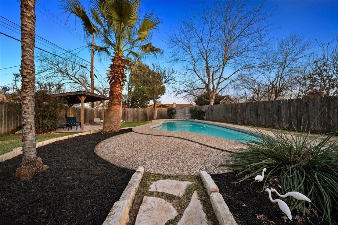 Photo of 5305 Fairmont CIR