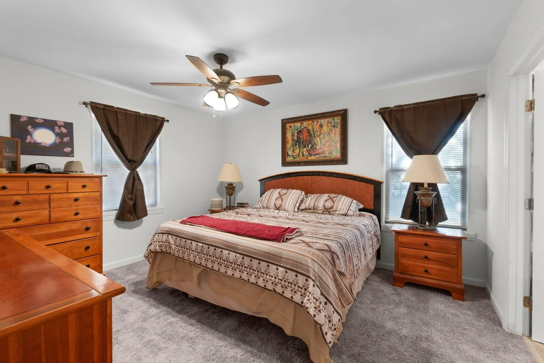Photo of 211 Crestview