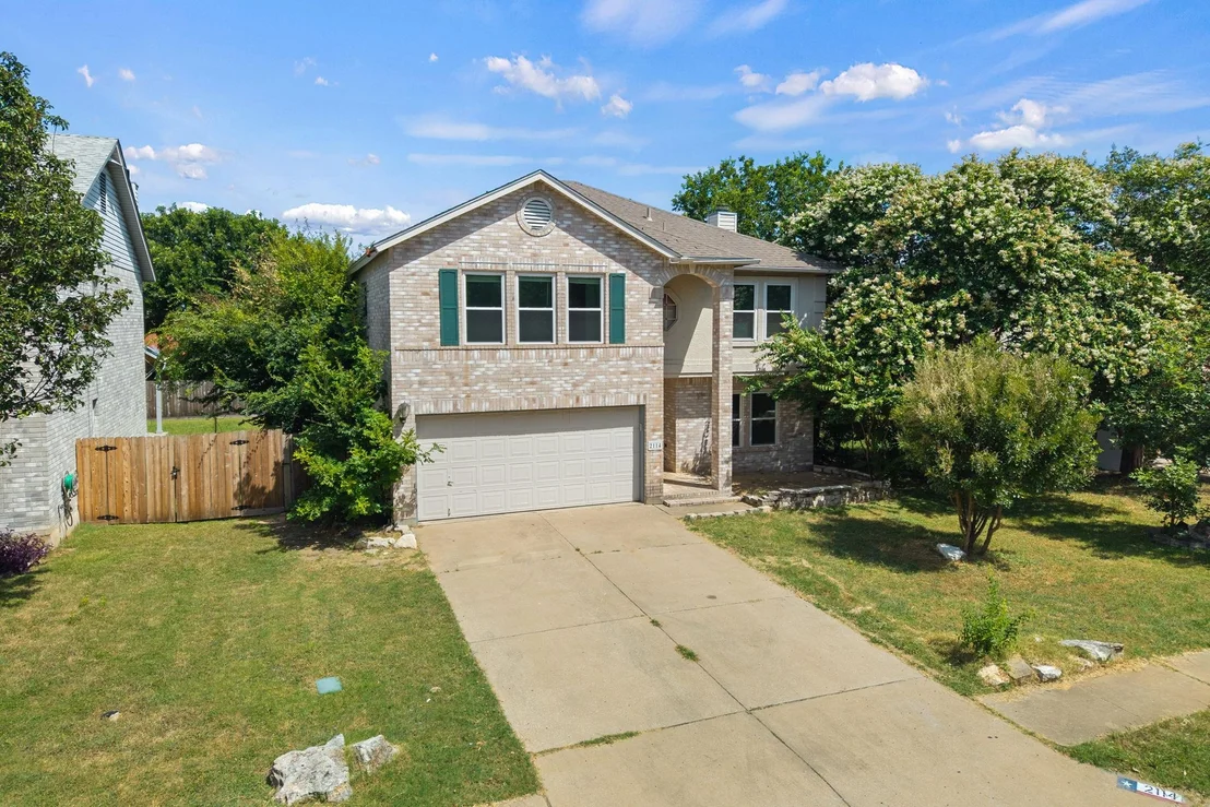 Photo of 2114 Milan DR