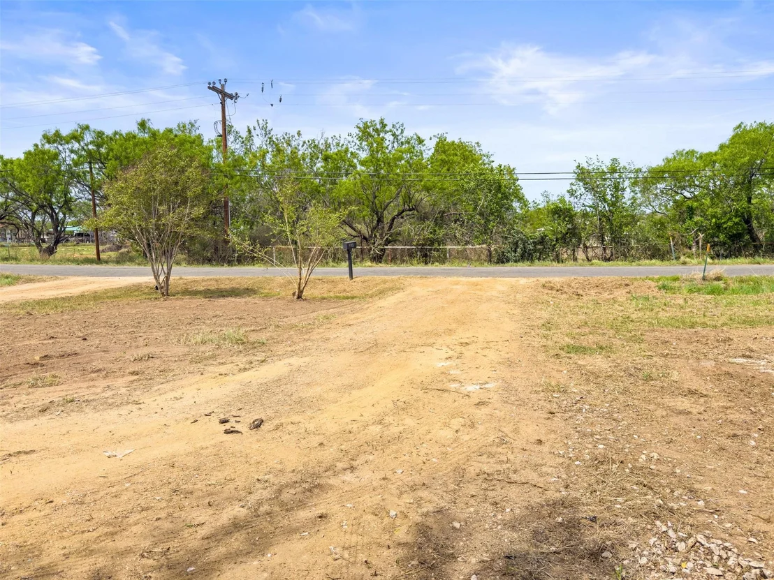 Photo of 933 County Road 118