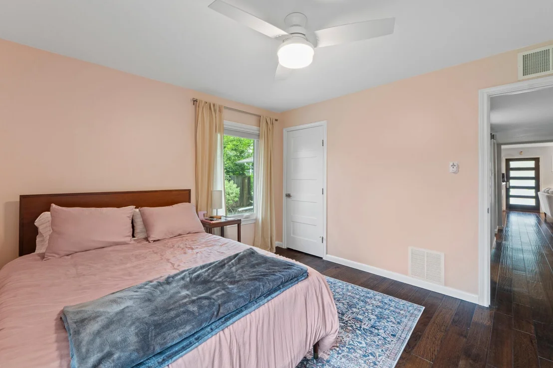 Photo of 1301 Ridgemont DR