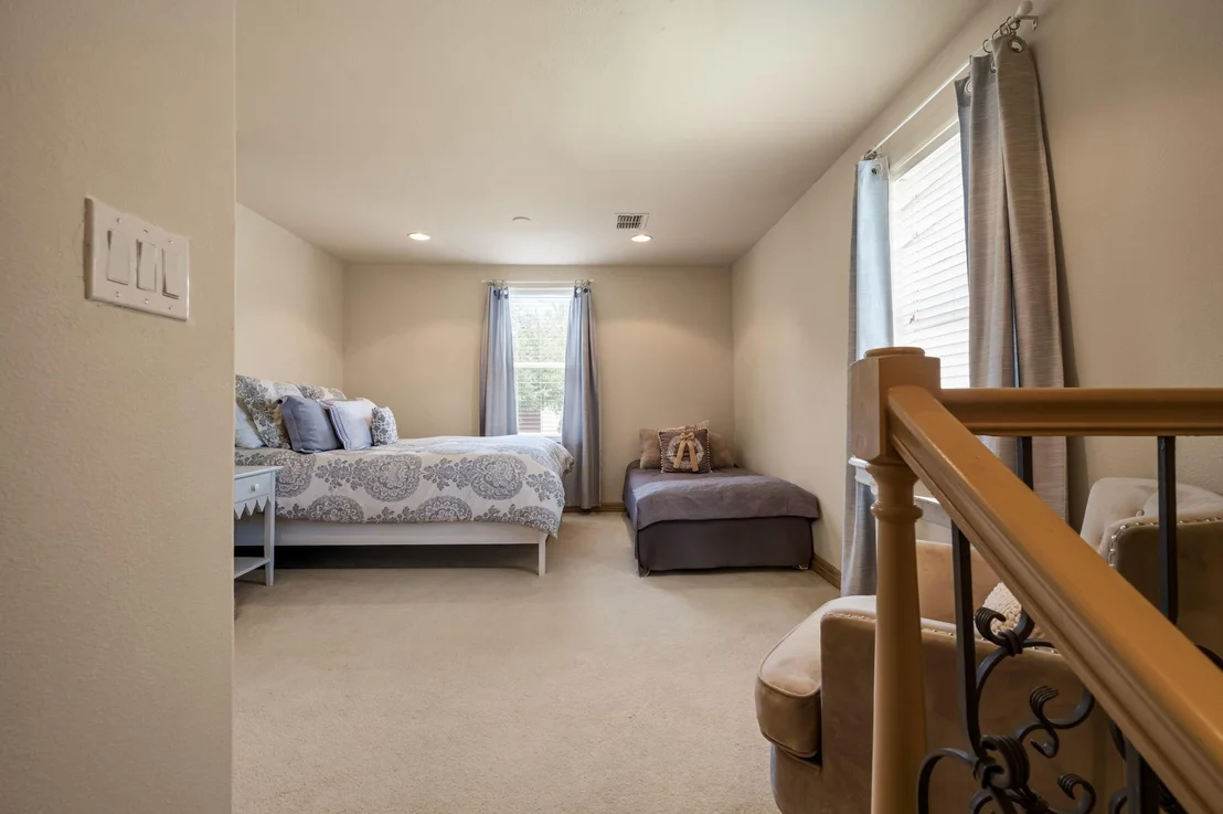 Photo of 10211 Middle Darleen