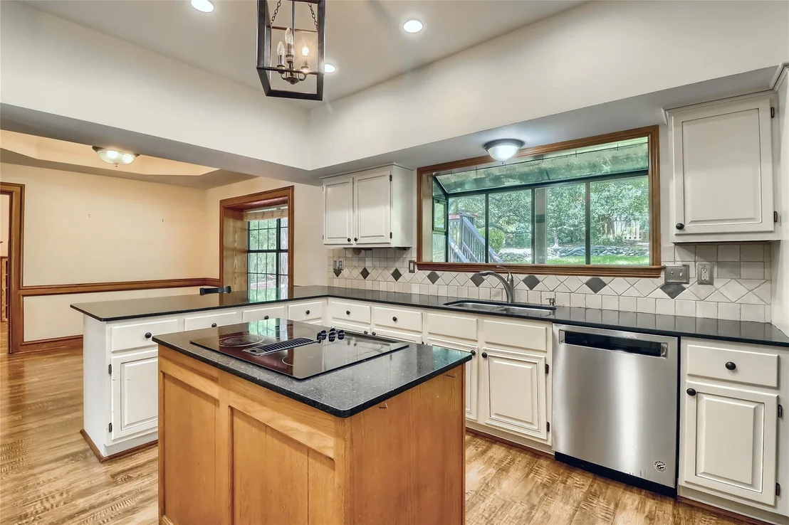 Photo of 213 Hurst Creek RD