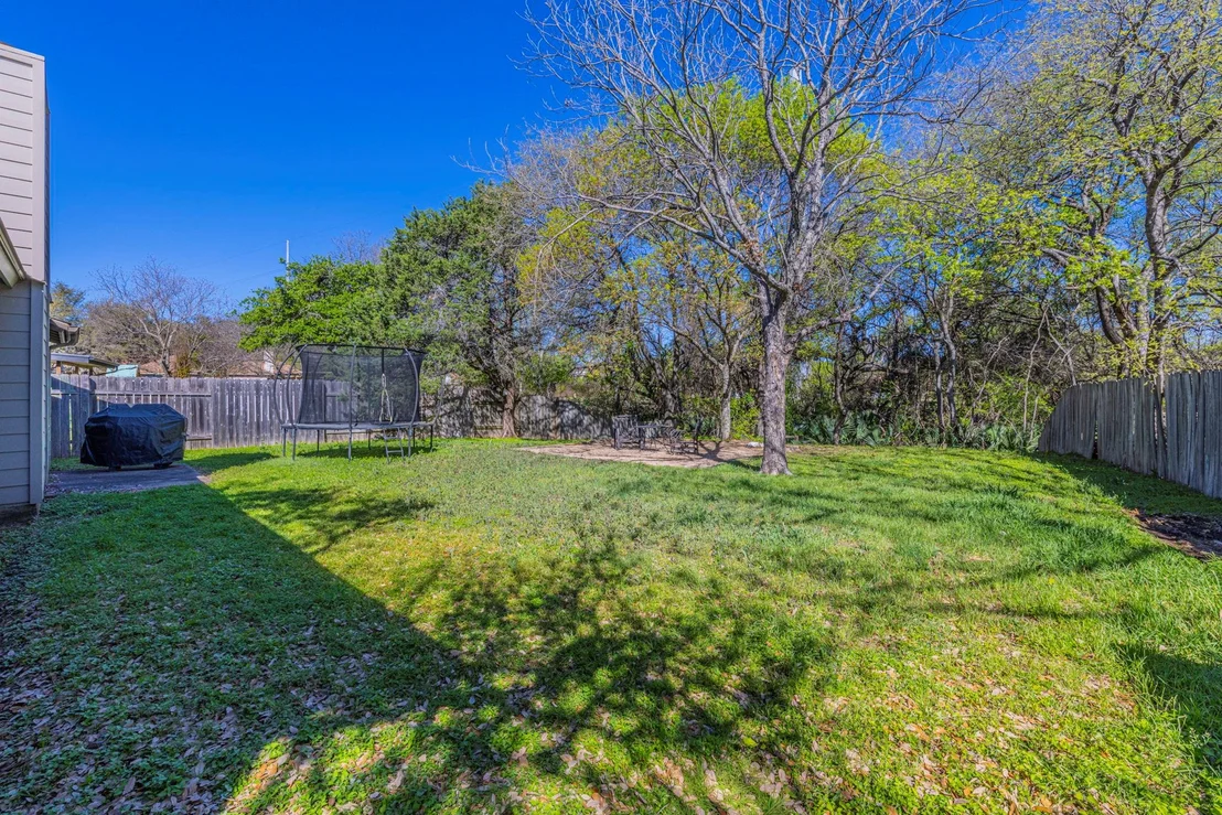 Photo of 2402 Susan LN