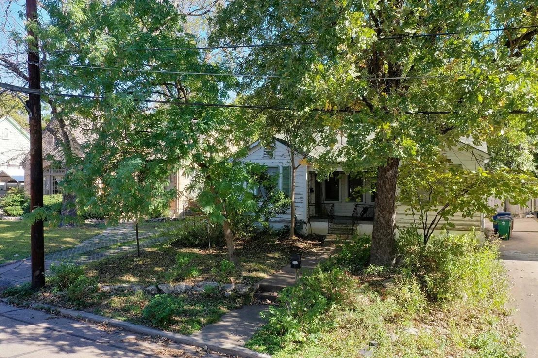 Photo of 1607 Wethersfield RD