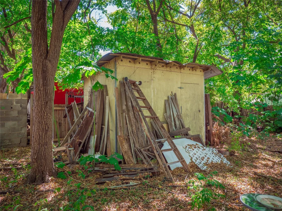 Photo of 505 & 507 Vermont RD