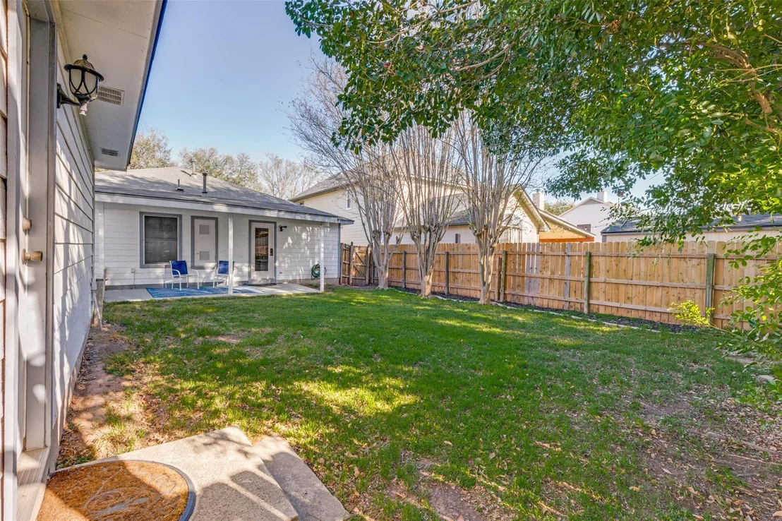 Photo of 272 Tobin DR