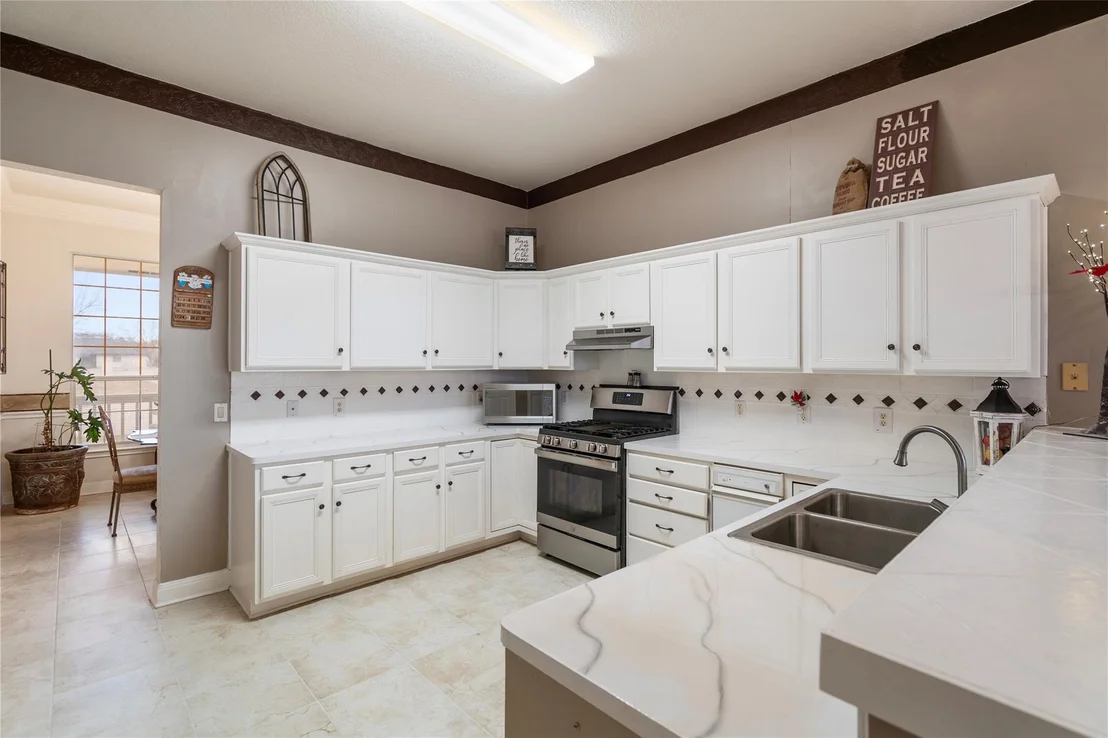 Photo of 16 Lake DR
