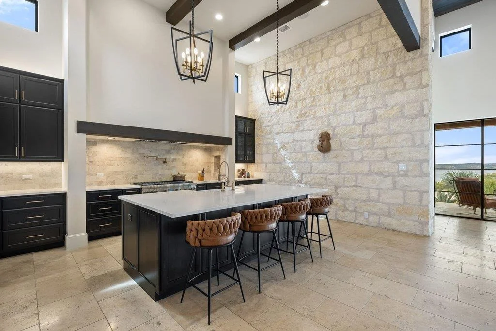 Photo of 4001 Tejon CIR
