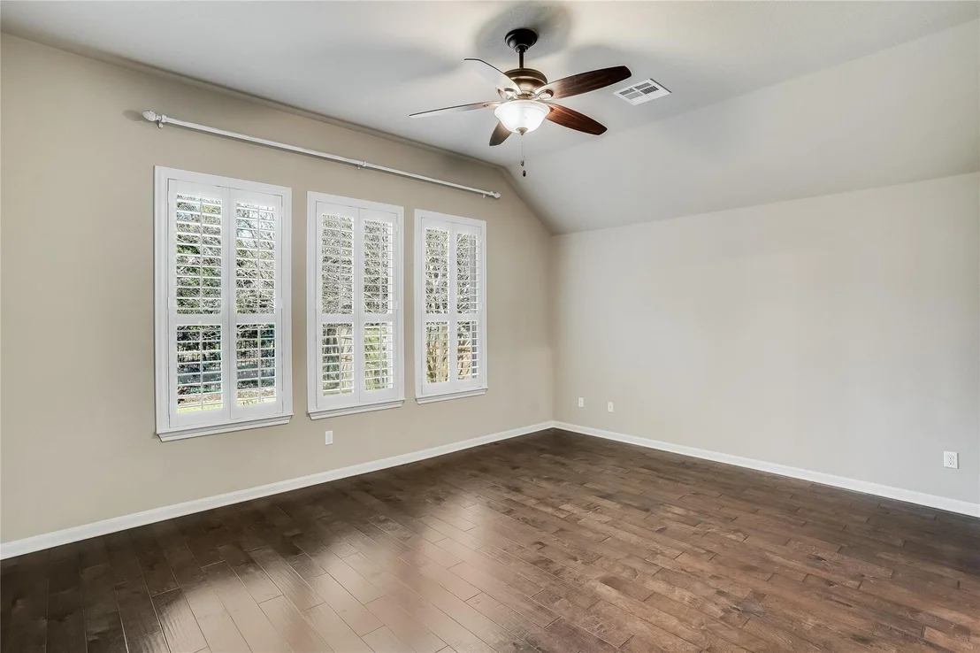 Photo of 140 Grapevine CT