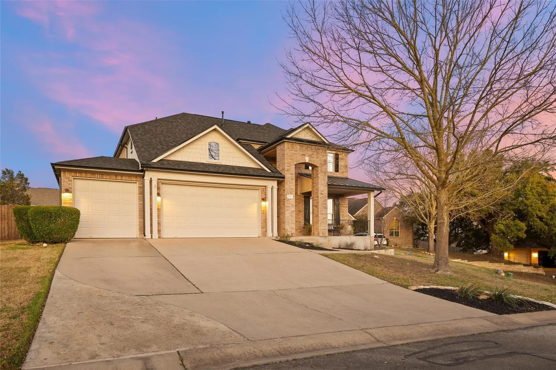 Photo of 143 Enchanted CV